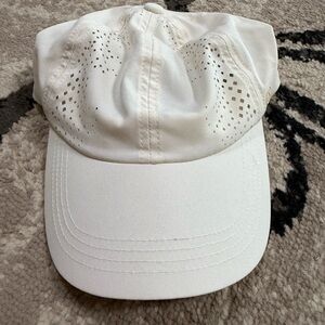 Layer 8 Cream Cap